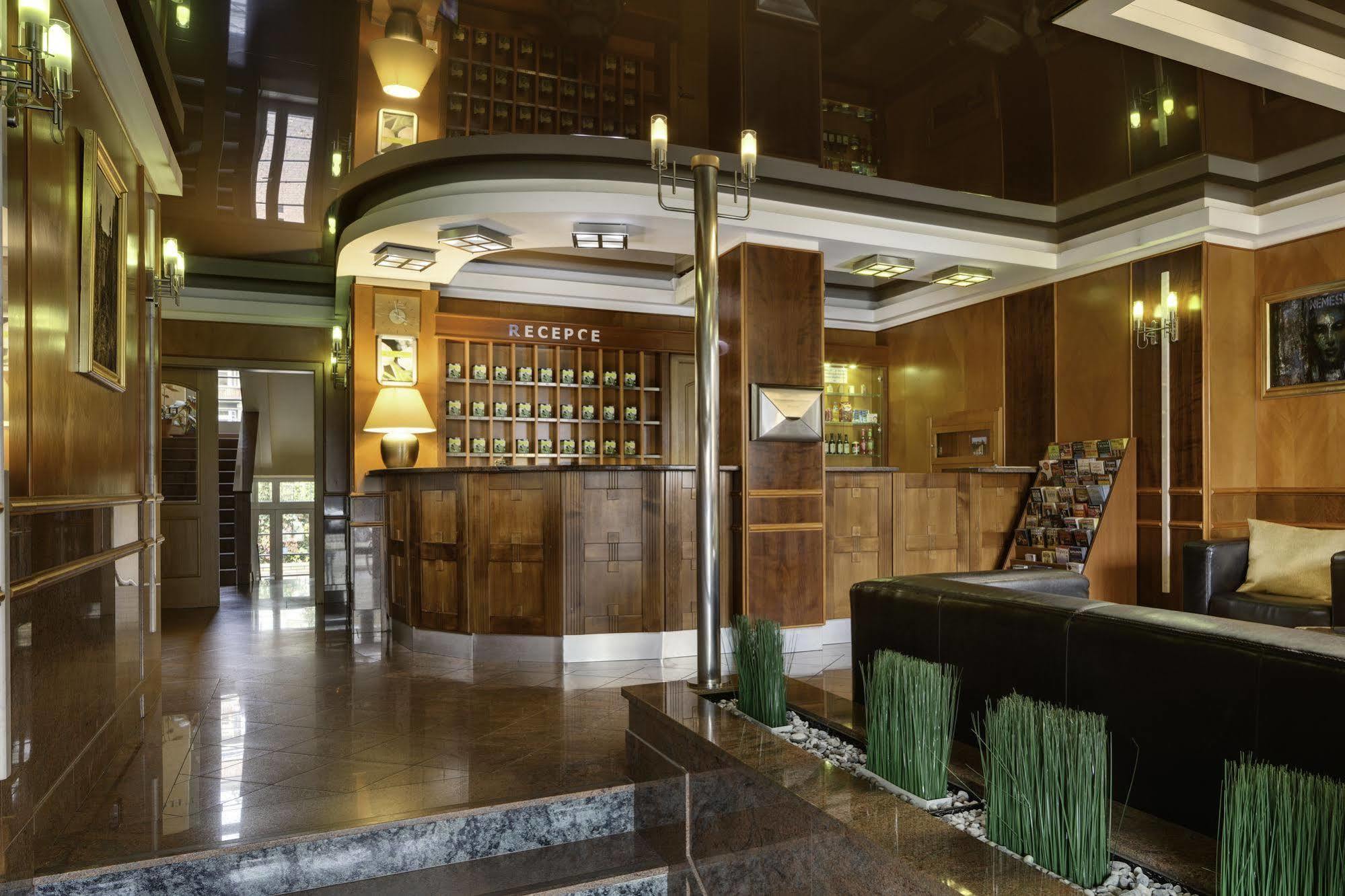 Hotel Oya Prag Eksteriør billede