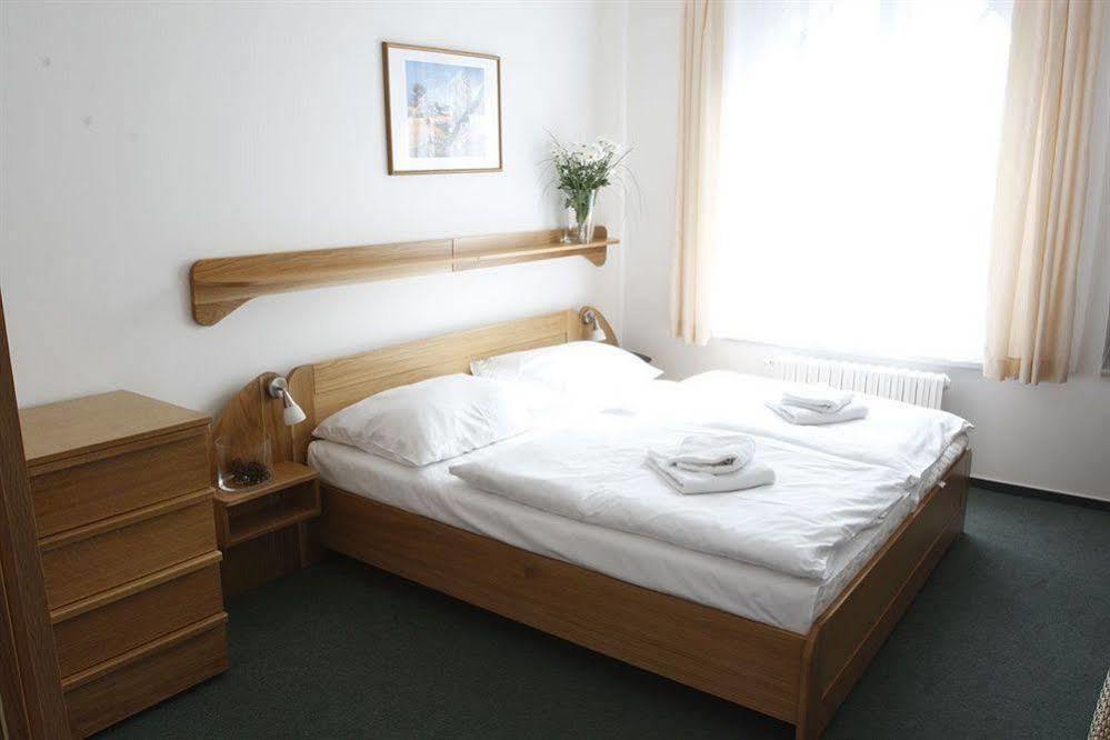 Hotel Oya Prag Eksteriør billede