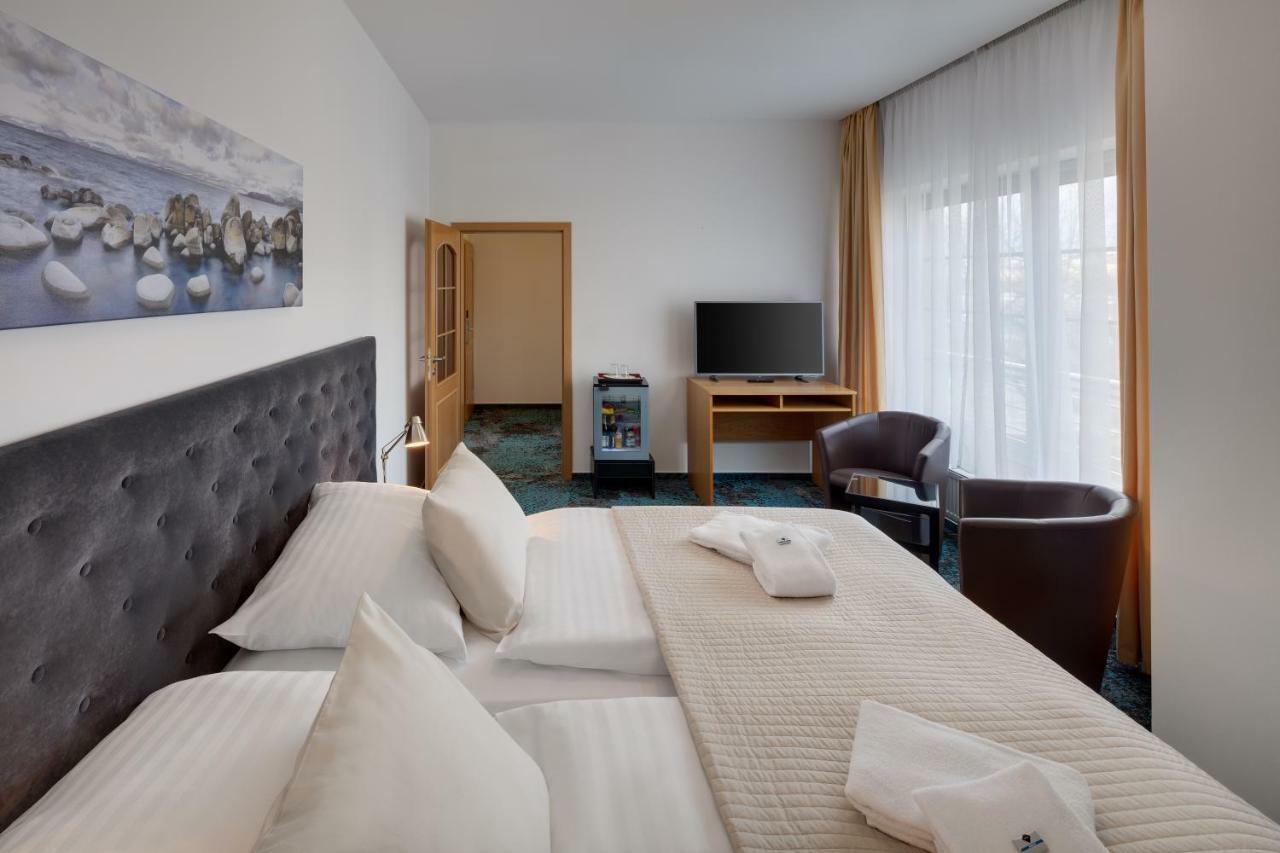 Hotel Oya Prag Eksteriør billede